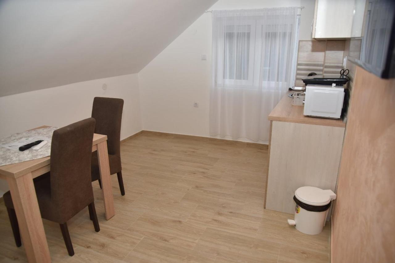 Vila Lux Nedeljkovic Gornja Trepca Cacak Exterior photo