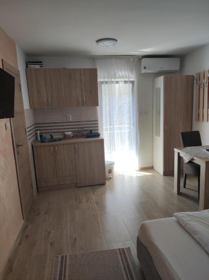 Vila Lux Nedeljkovic Gornja Trepca Cacak Exterior photo